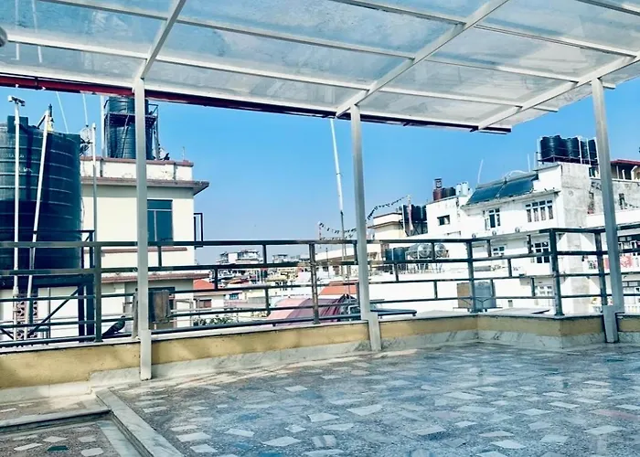 Lama Apartment *